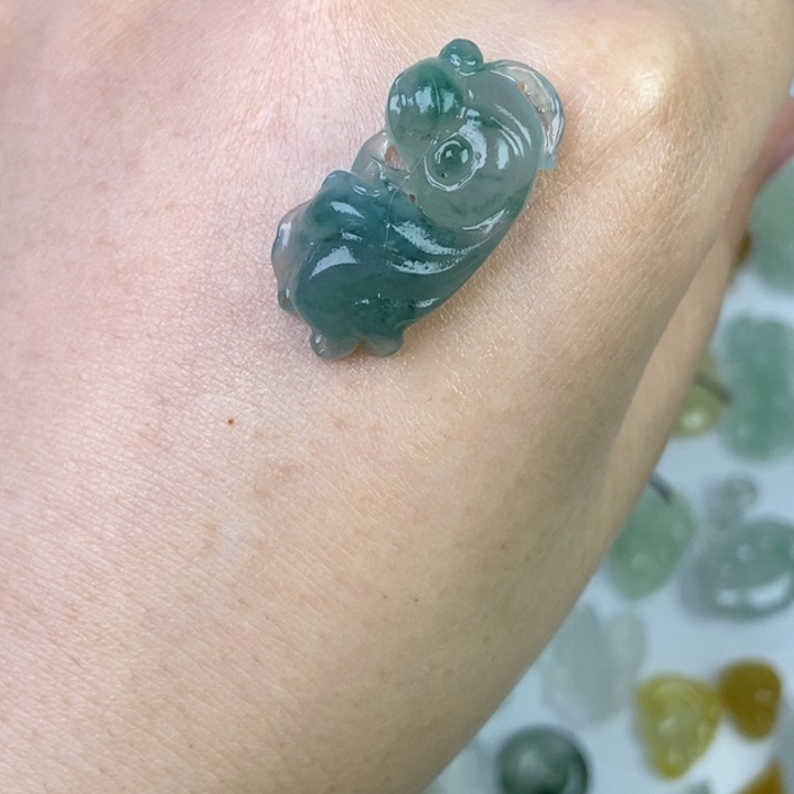 定制翡翠未镶嵌鱼