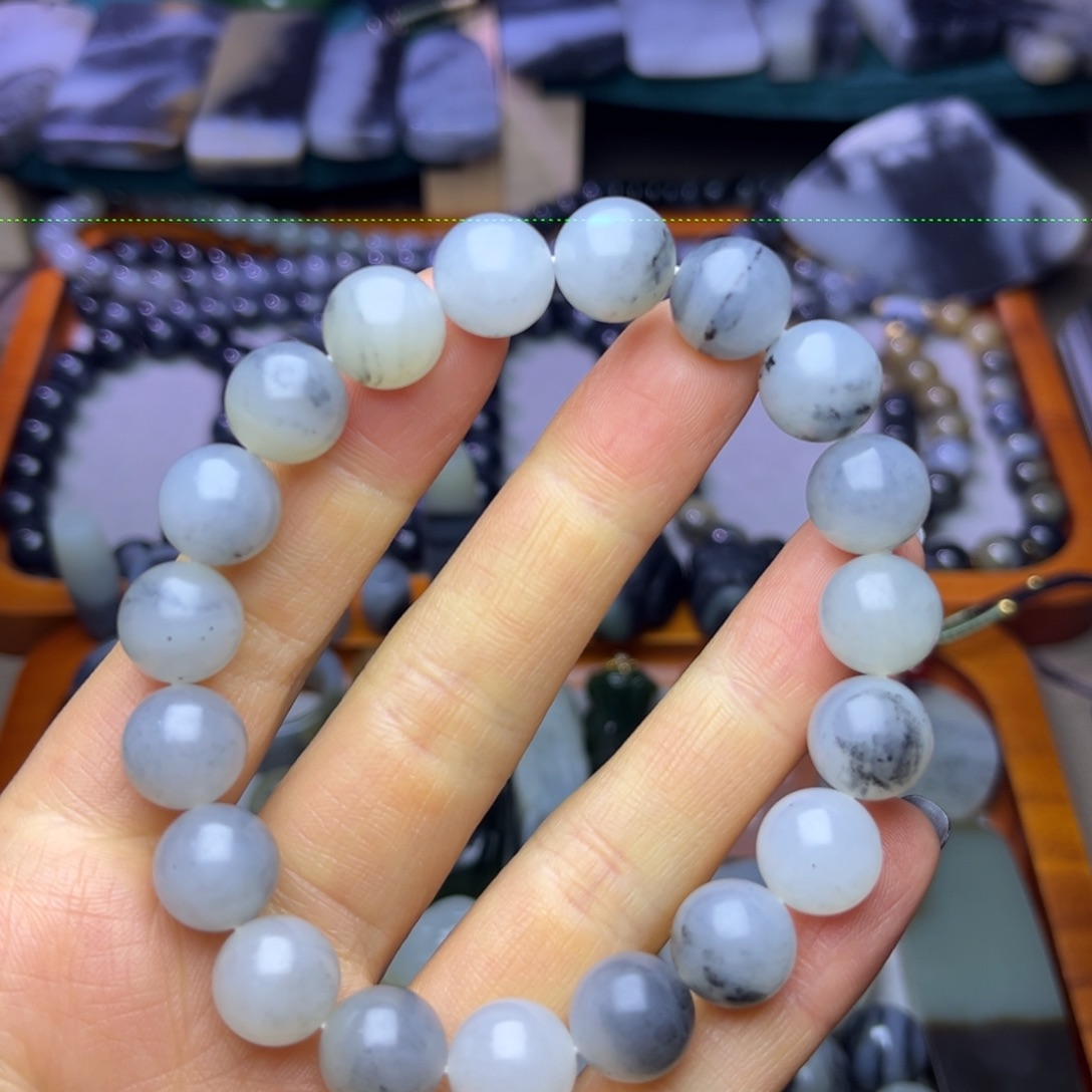 和田玉未镶嵌手串