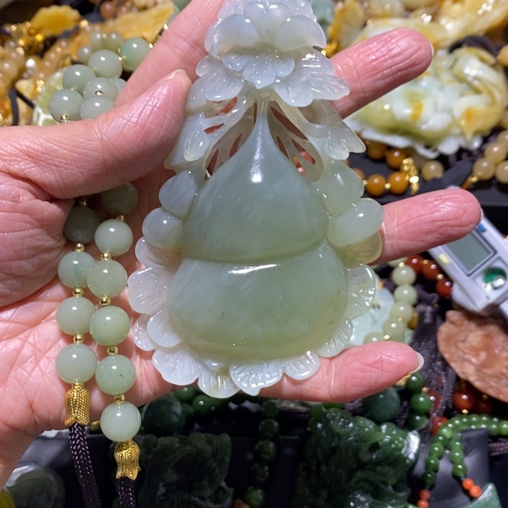 岫玉岫玉吊坠未镶嵌