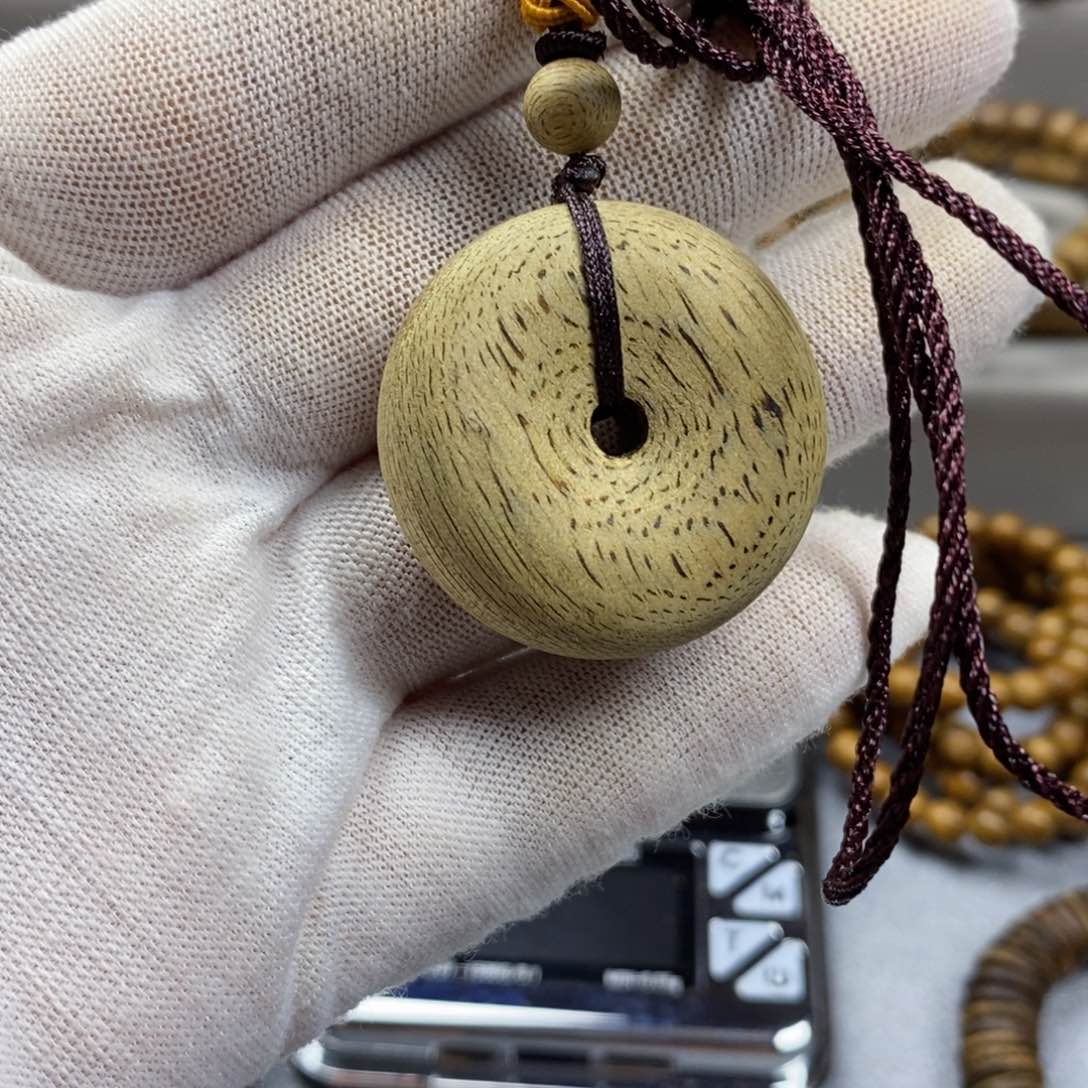 沉香沉香碎屑马泥涝的材料