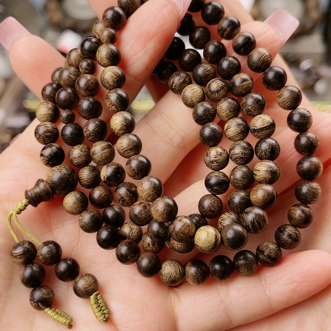 沉香手串越南芽庄老白棋玉化老料满留疤虎斑纹