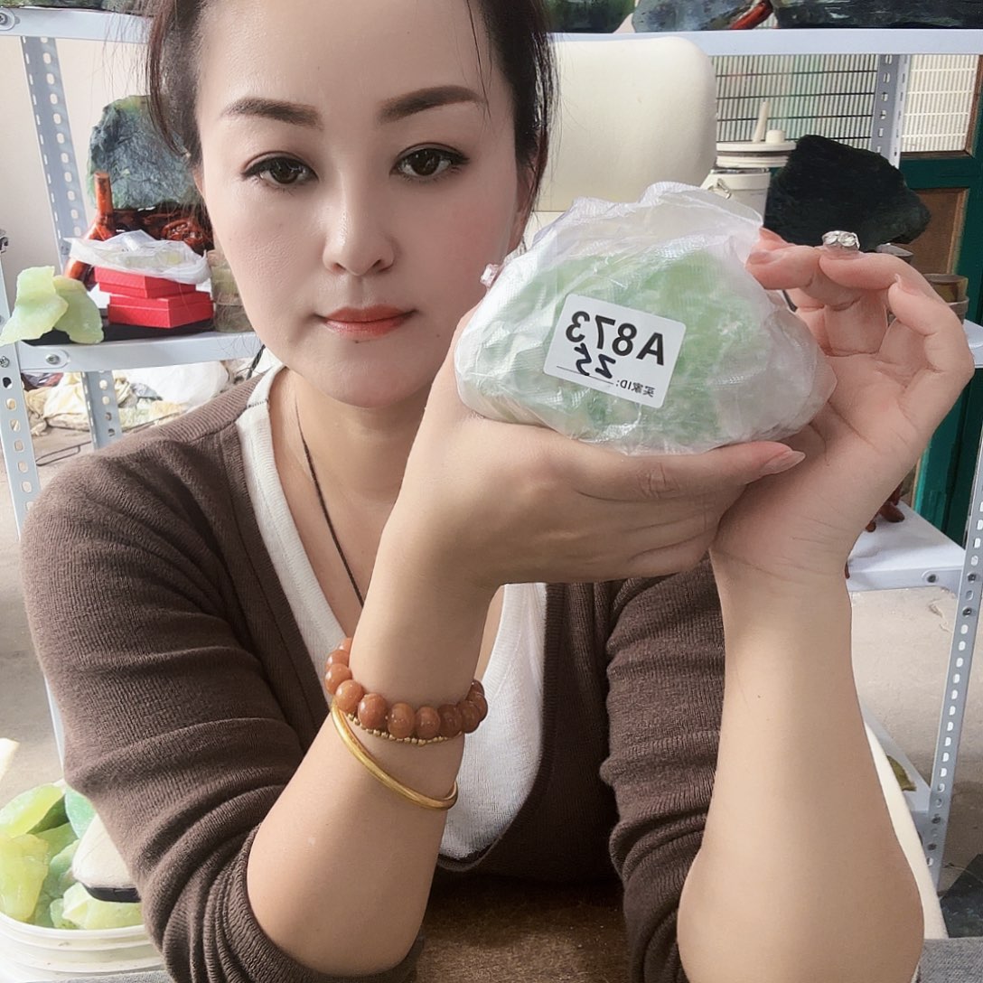 玉天然岫玉手工雕刻