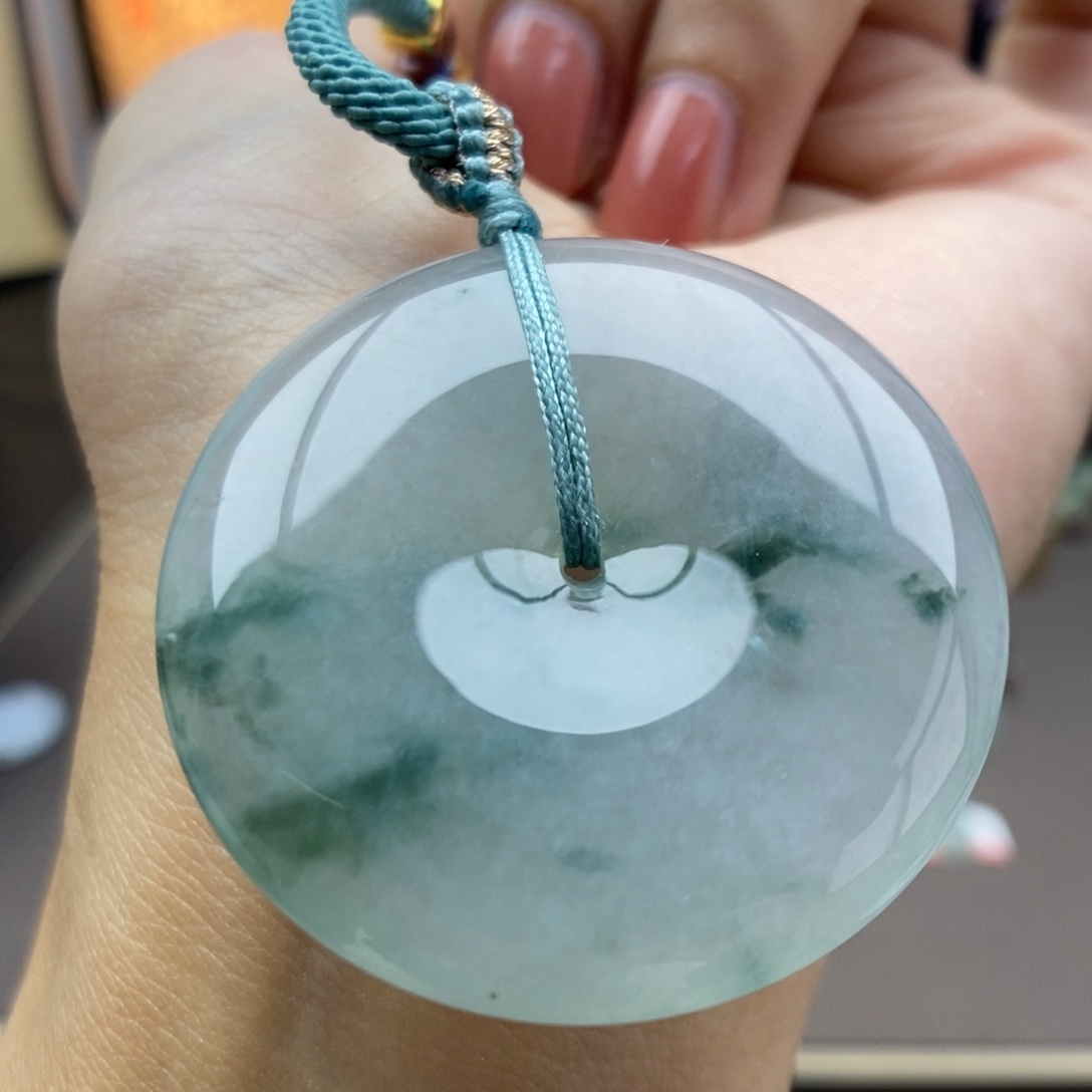 翡翠未镶嵌颈饰吊坠72