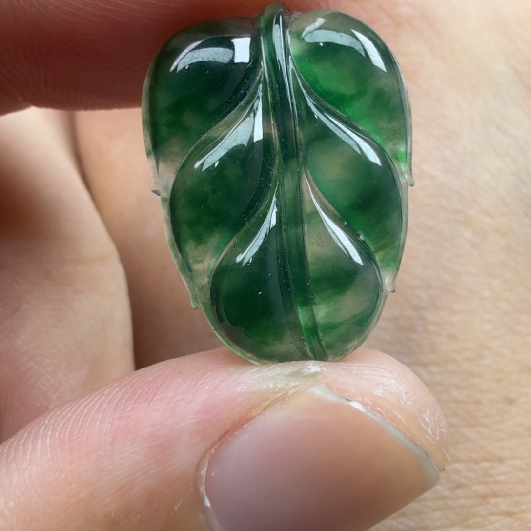 遗***真翡翠未镶嵌颈饰78