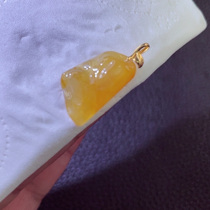 翡翠18K金镶嵌颈饰翡翠