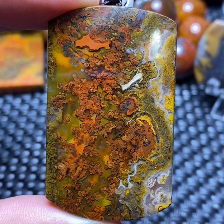 玛瑙/玉髓颈饰未镶嵌