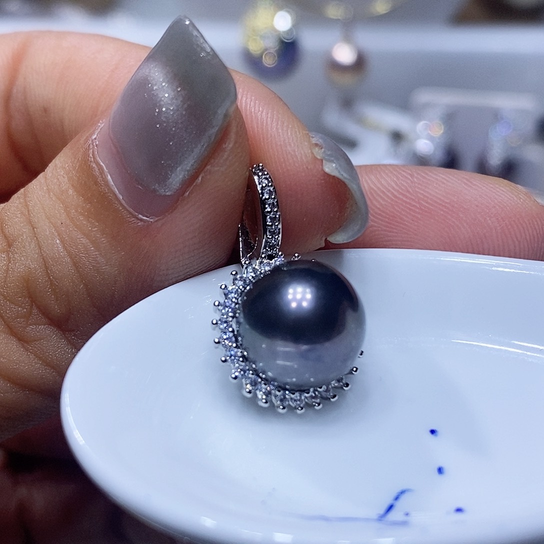 未镶嵌淡水珍珠吊坠