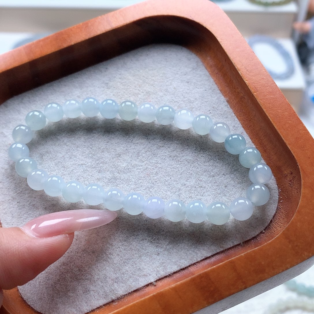 如****翡翠未镶嵌手串马卡龙6.3