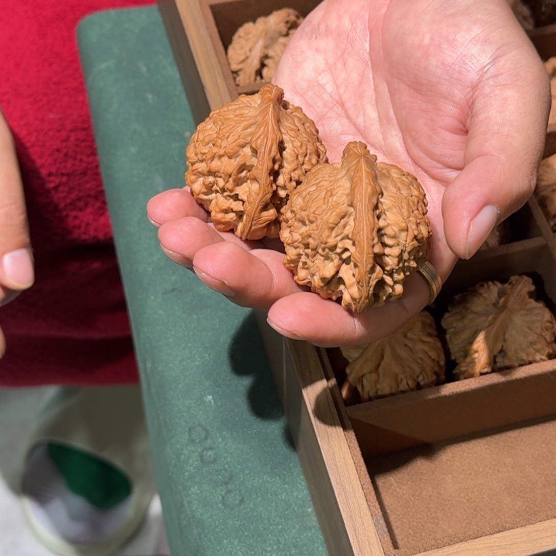 把件文玩核桃134号全品龙鼎官帽50以上