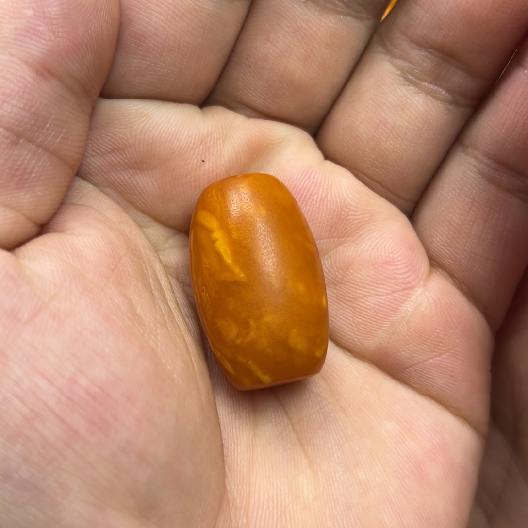 蜜蜡吊坠(不含链)未镶嵌