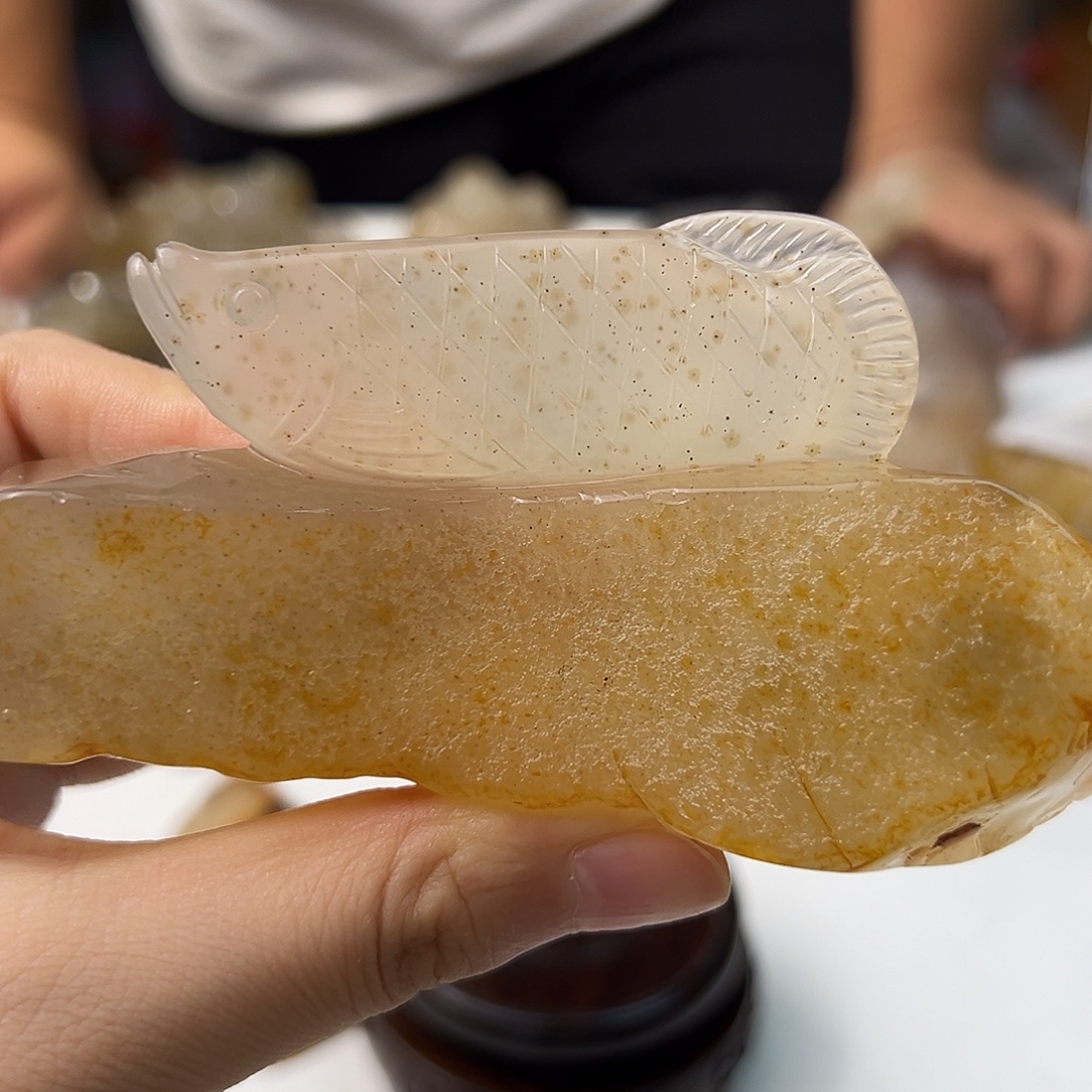 未镶嵌颈饰玛瑙/玉髓