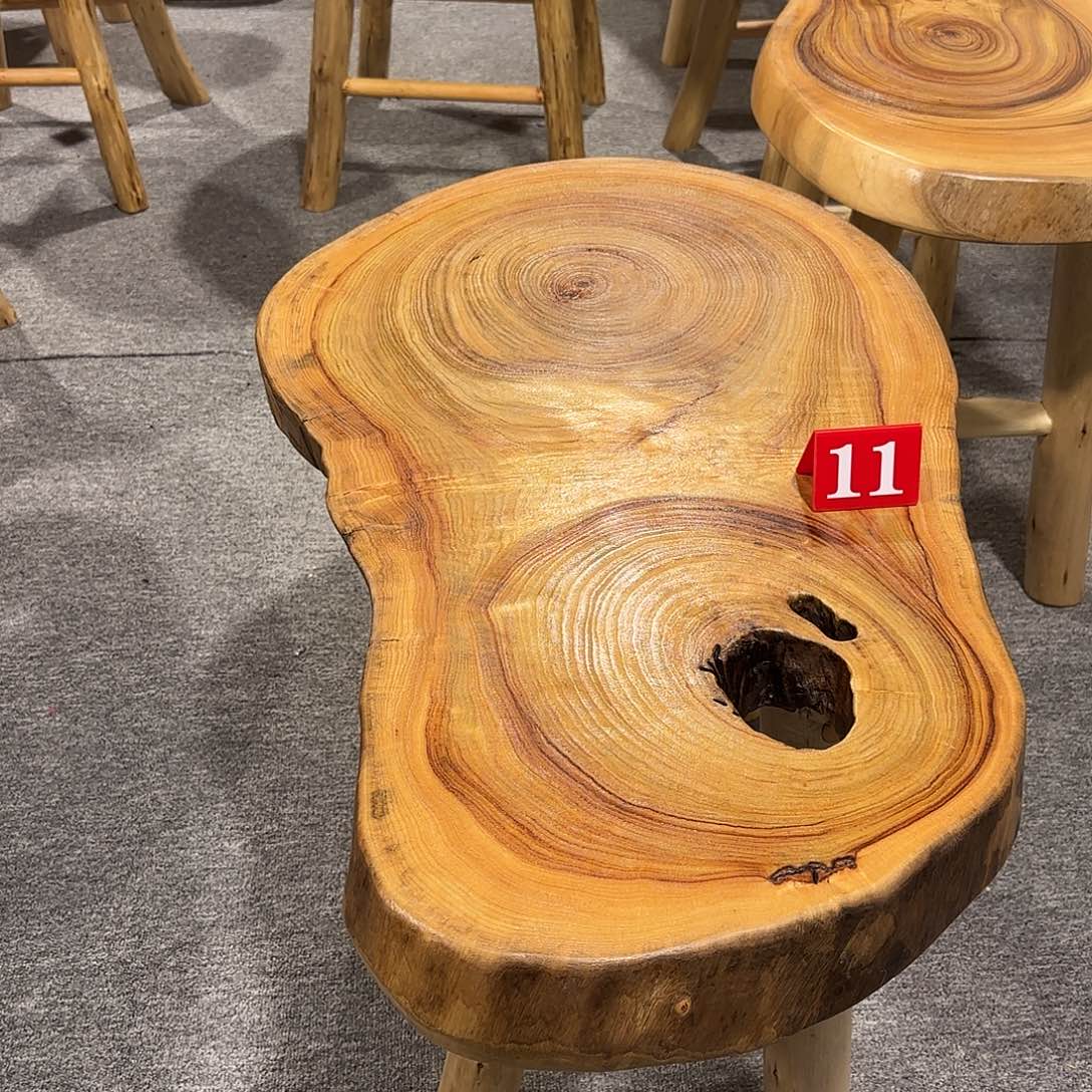 铁香樟木实木桌子