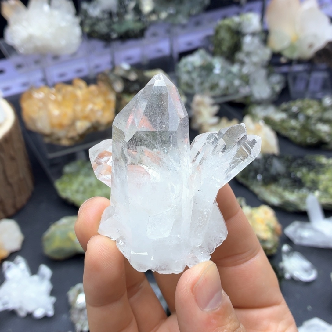 石材超美白水晶簇