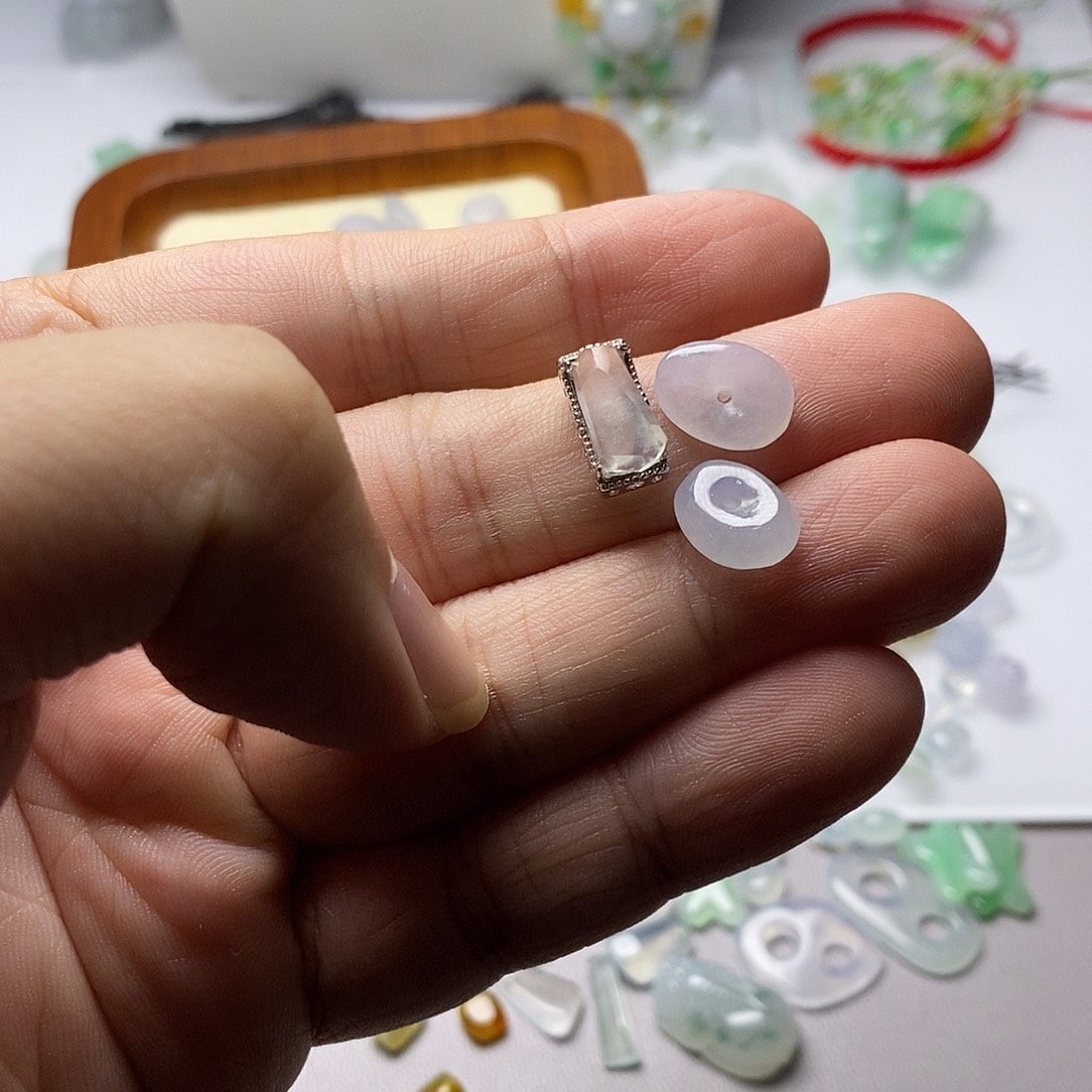 小***颖翡翠未镶嵌手链天然翡翠