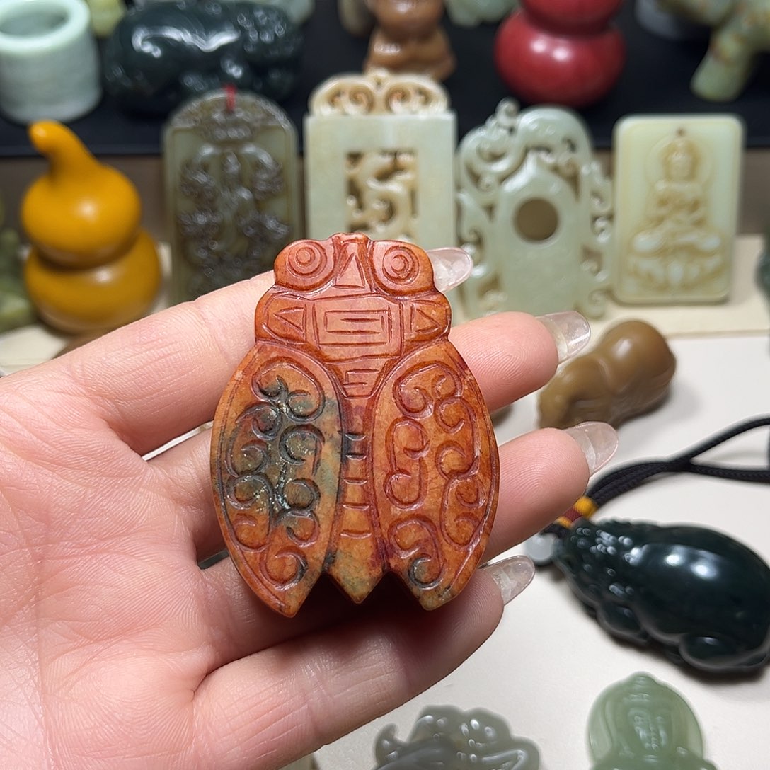 白玉菩提吊坠白玉菩提吊坠