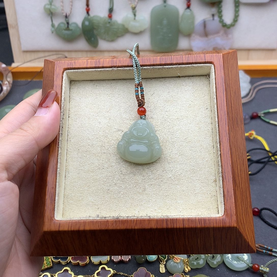 和田玉吊坠(不含链)未镶嵌