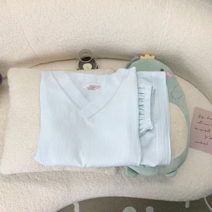 B962浅蓝纯简约V领双短家居套装