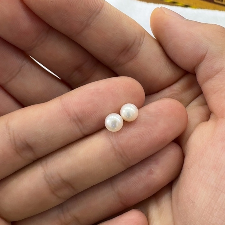 银S925镶嵌耳饰淡水珍珠
