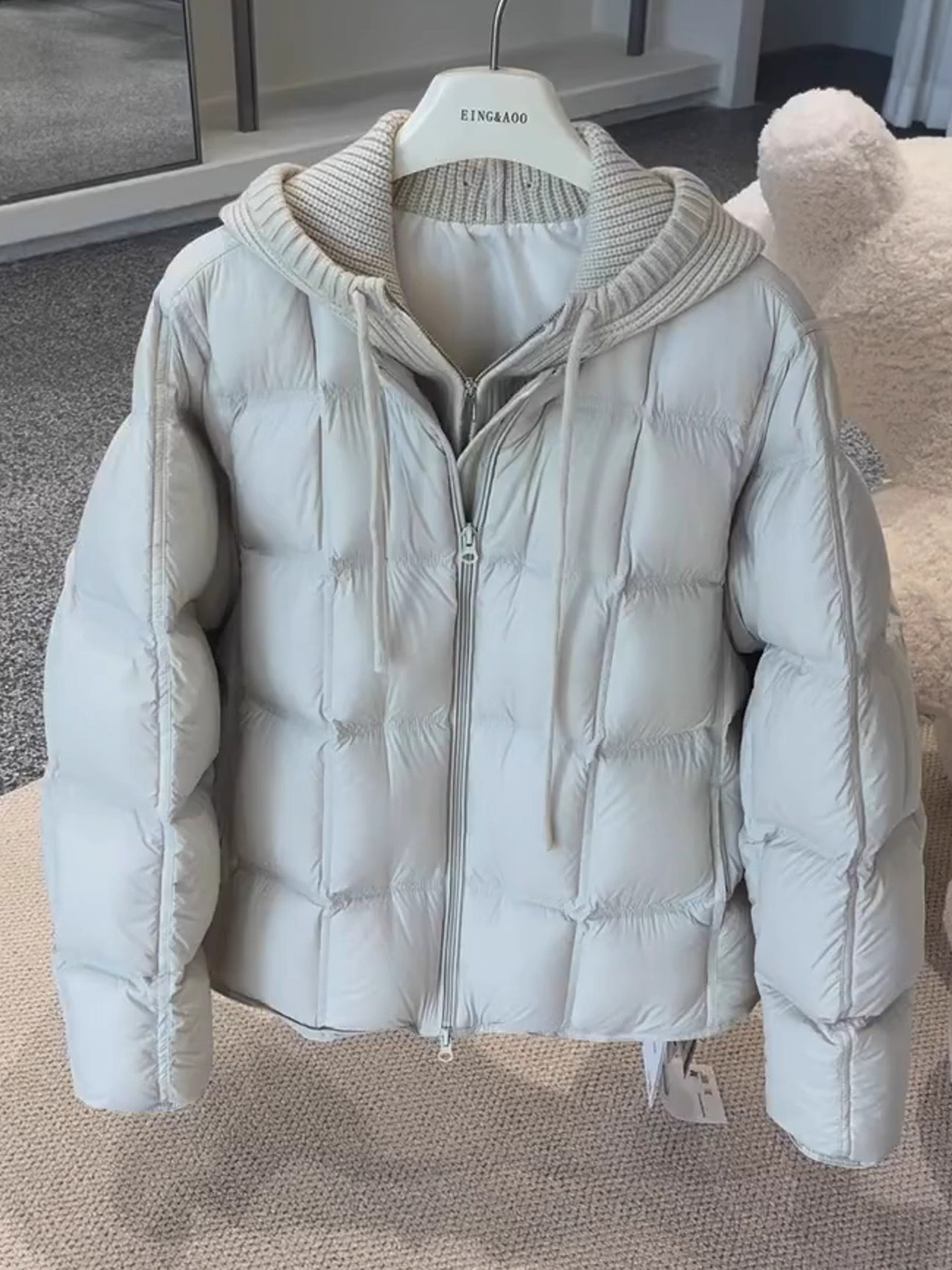 针织连帽短款羽绒服女2025新款冬季独特超好看今年流行爆款小个子