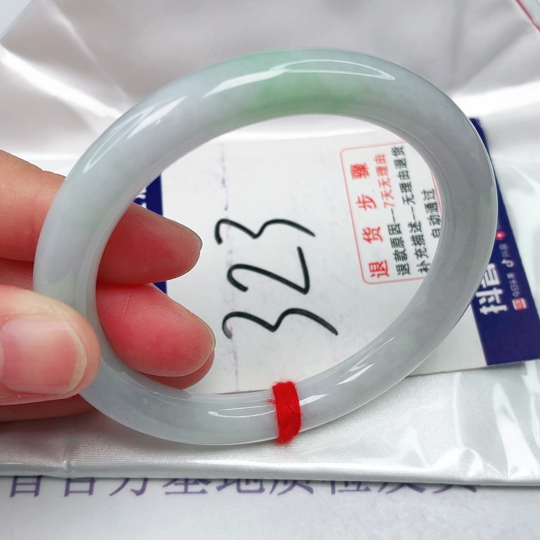 未镶嵌手镯翡翠57