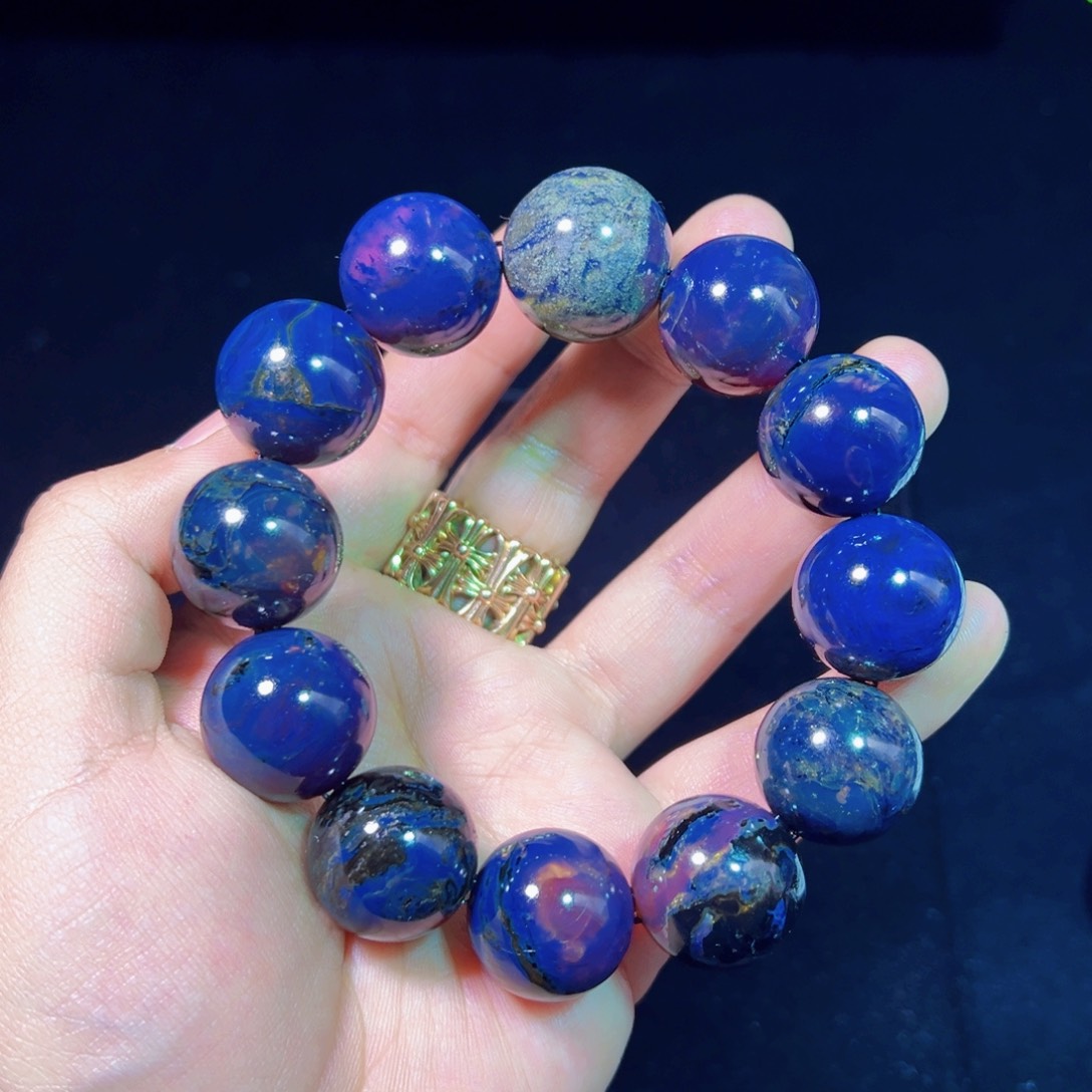 琥珀裸石未镶嵌琥珀