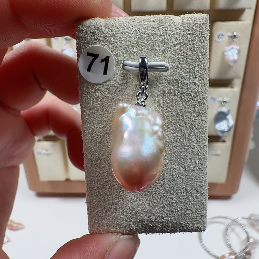 合金淡水珍珠颈饰