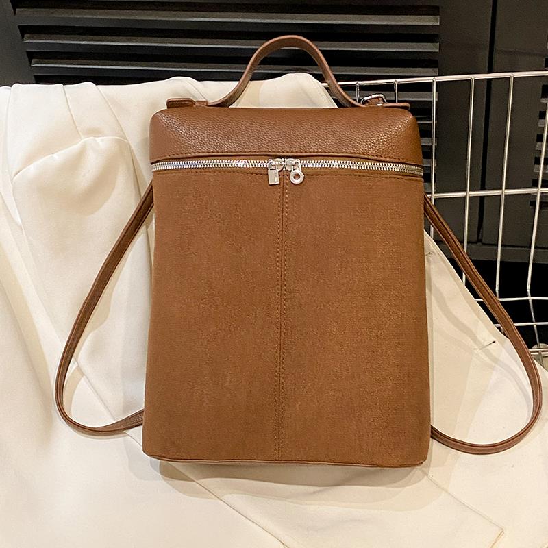 小众时尚美拉德风包包女2025新款秋冬学生上课双肩包高级感旅行包