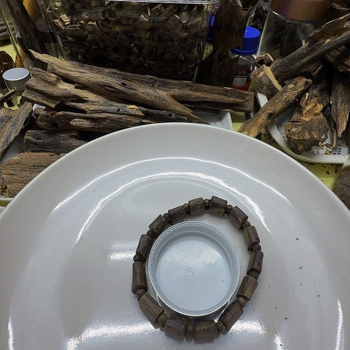 【***】香料奇楠沉水手牌珠10.65克