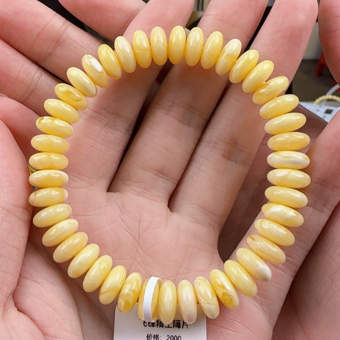 琥珀裸石未镶嵌蜜蜡