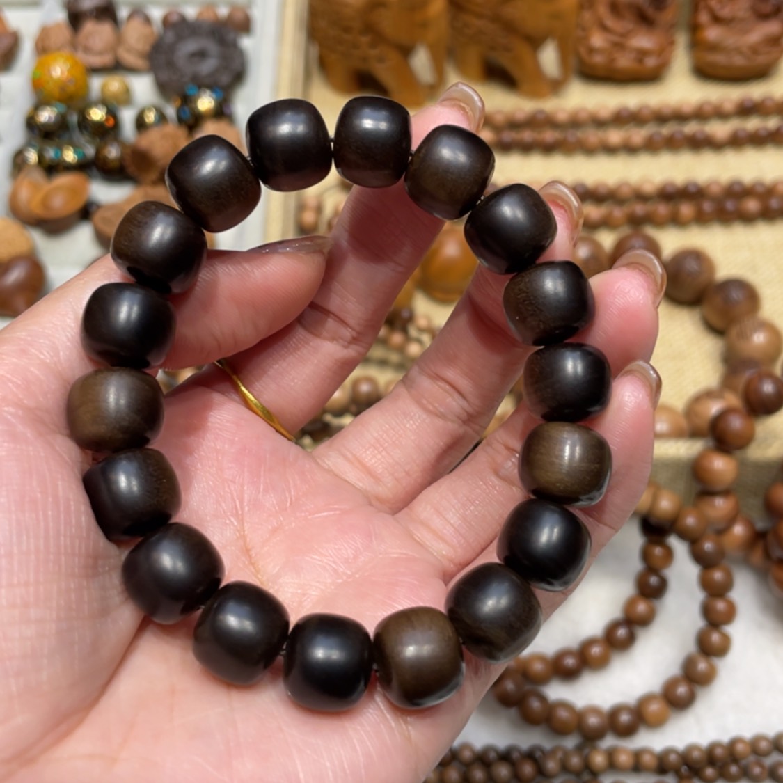 【闪购商品】檀香木手串/手链俞*鱼11×12横纹阴沉