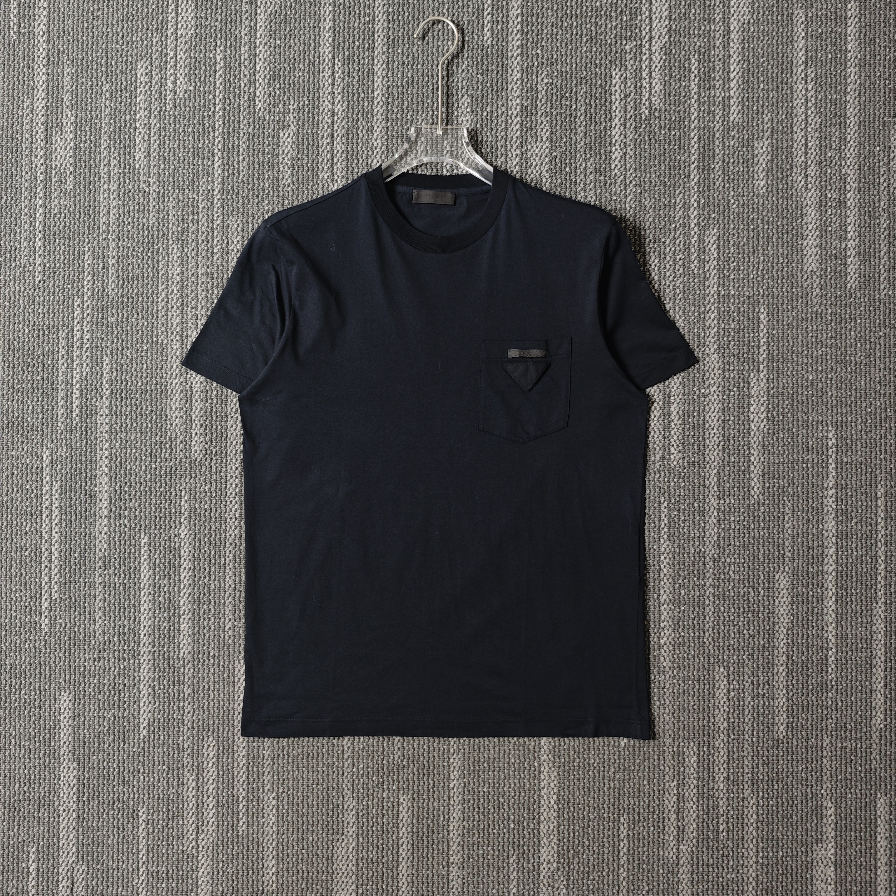 99新 Prada/普拉达 贴布Logo圆领短袖T恤/L码/3416