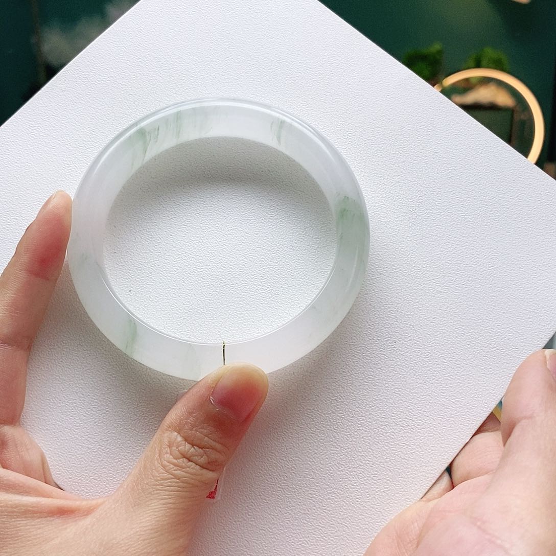 石英质玉手镯未镶嵌60.4