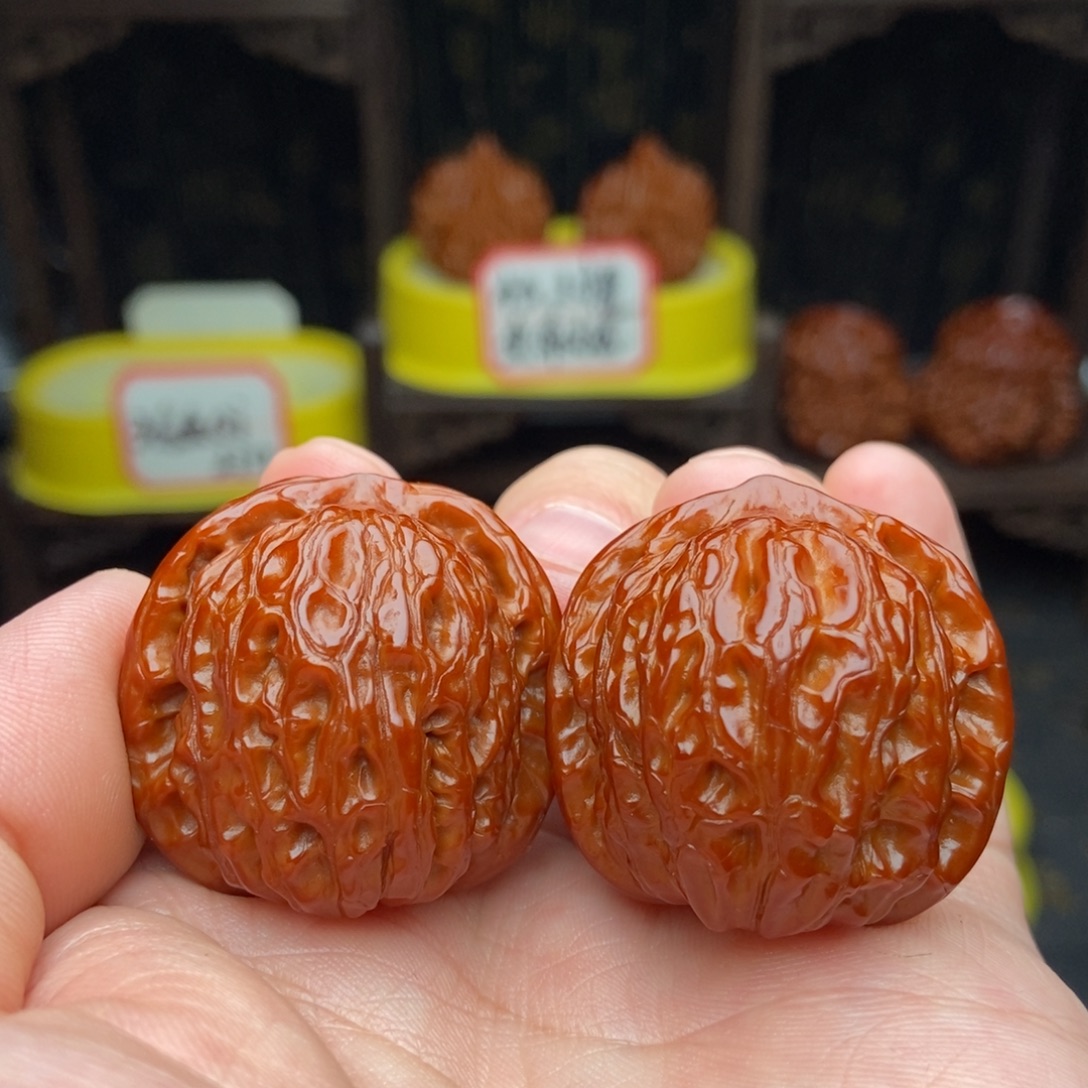 文玩核桃吊坠34龙胆