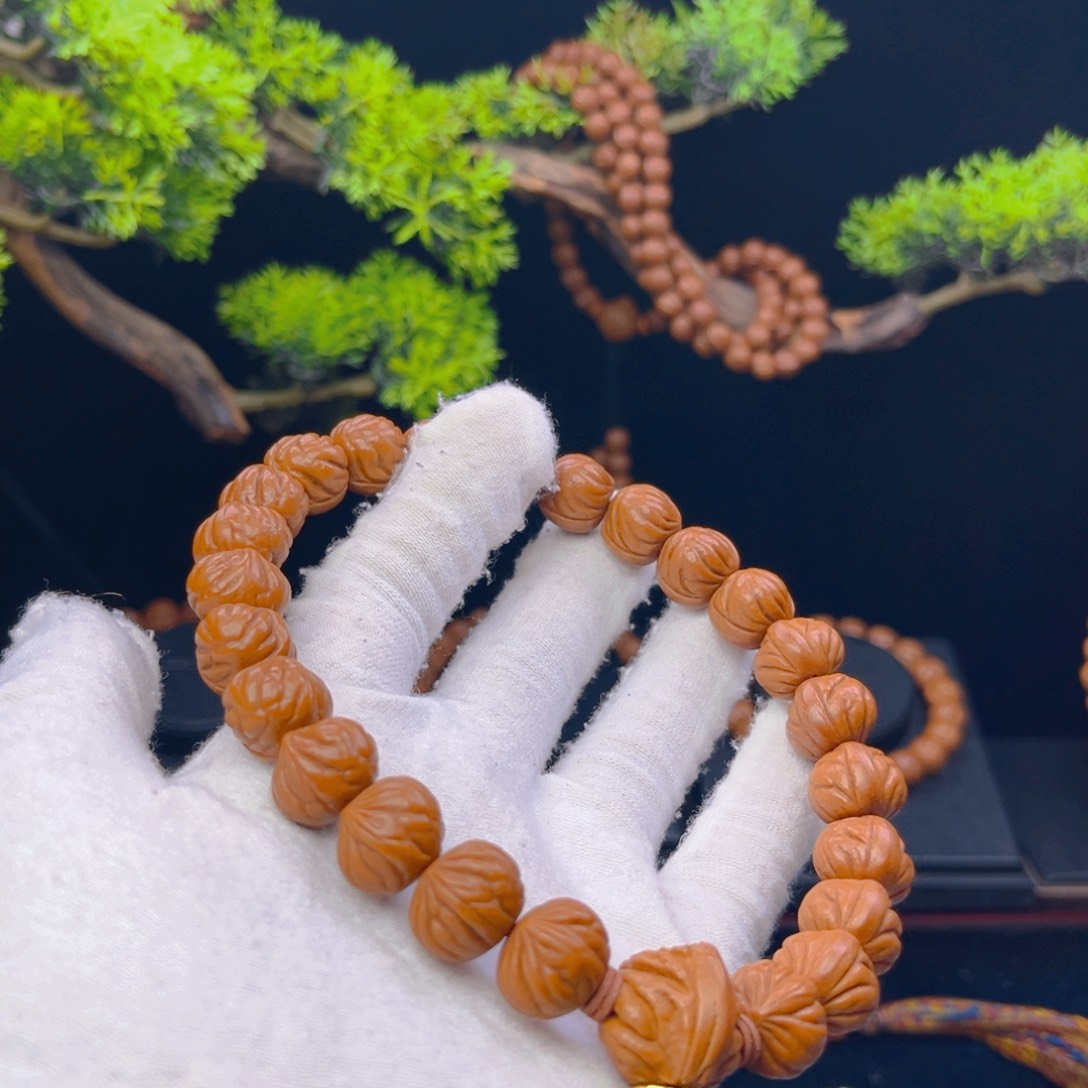 笑***糊吊坠桃核野生桃核