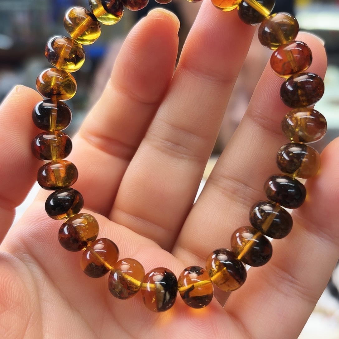 琥珀未镶嵌裸石九