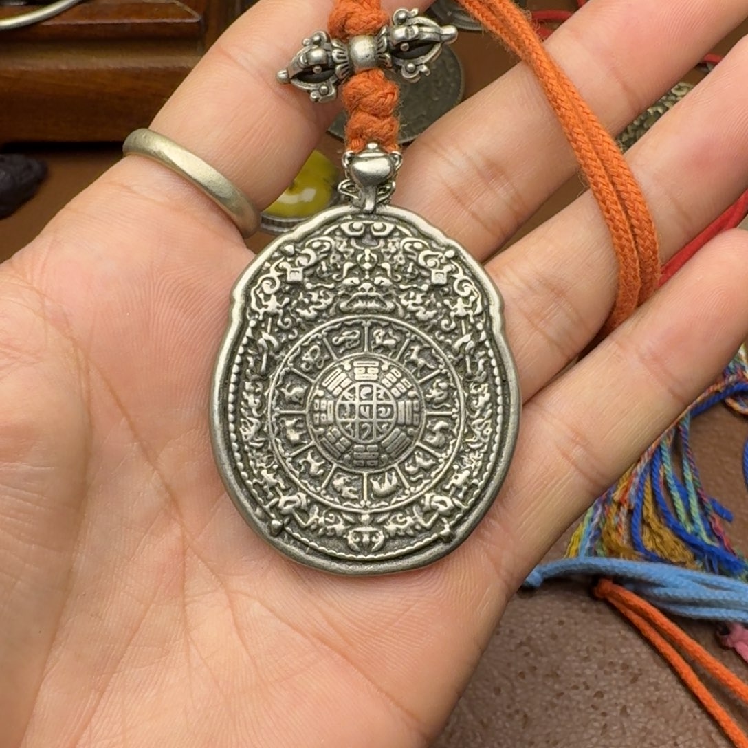 西*藏式风格九宫八卦牌