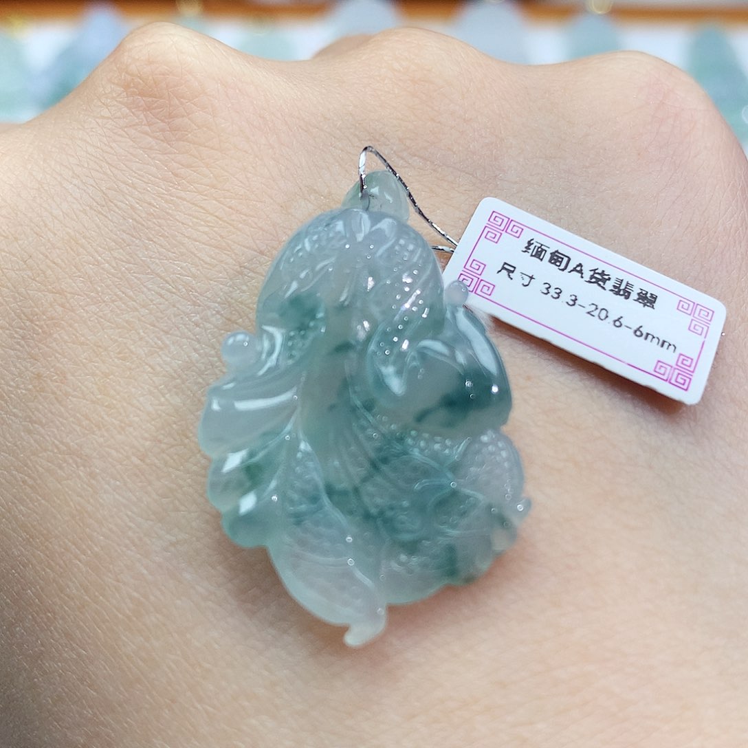 翡翠颈饰未镶嵌百财