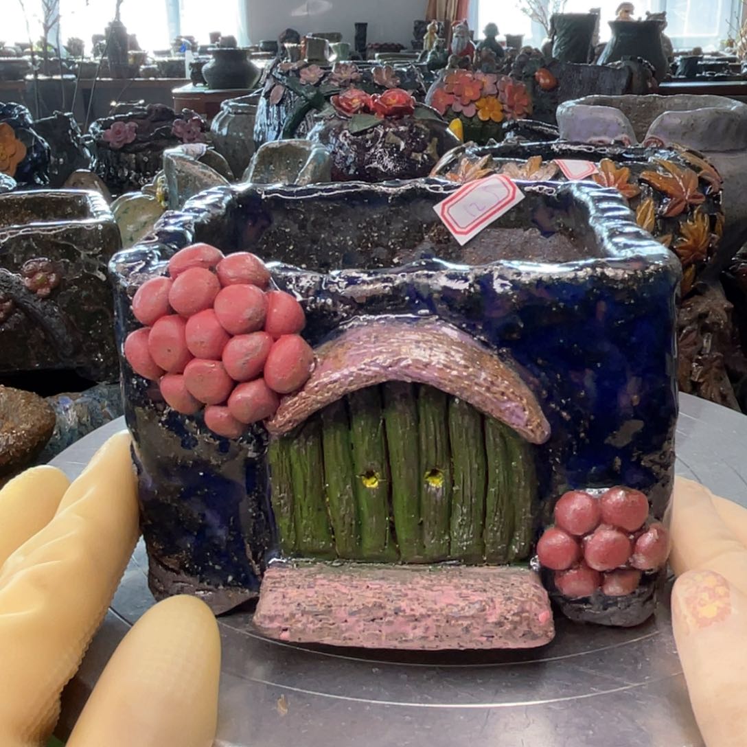 红陶粗砂陶瓷花盆