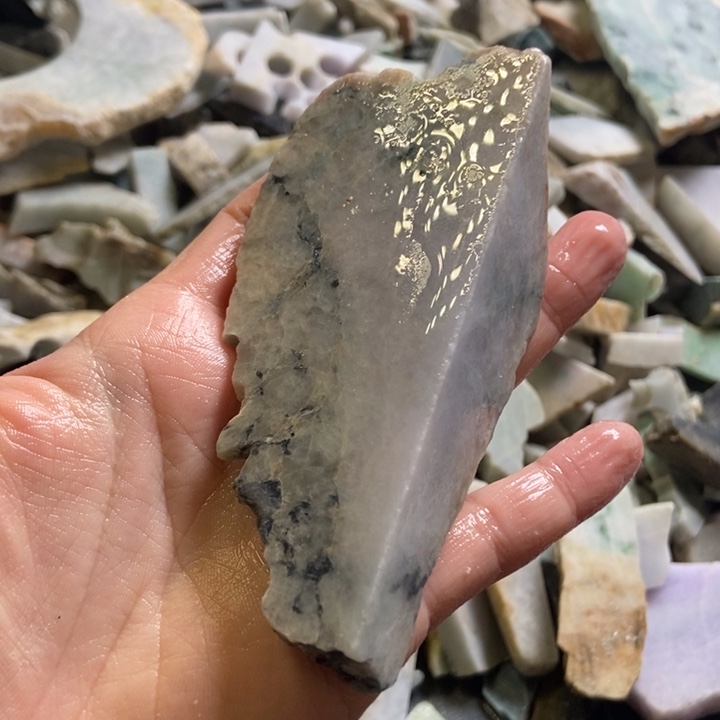 翡翠颈饰未镶嵌天然翡翠