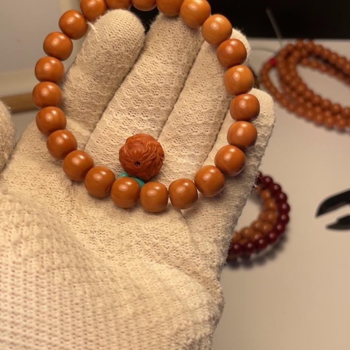 大***。猴头核桃吊坠桶珠