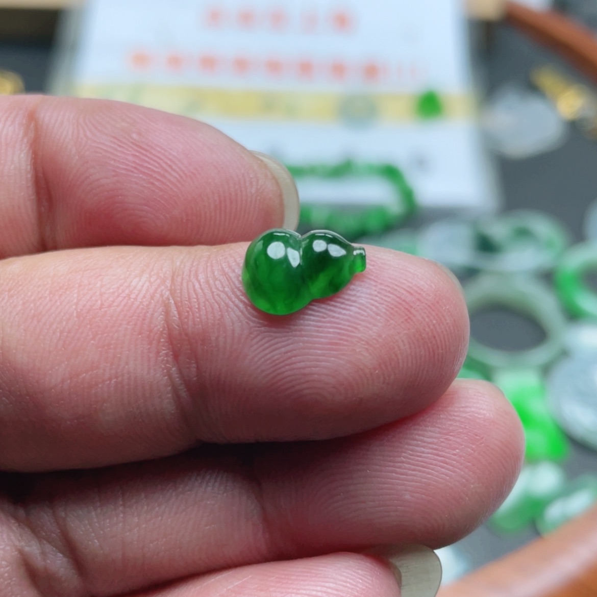 【闪购商品】翡翠颈饰未镶嵌翡翠