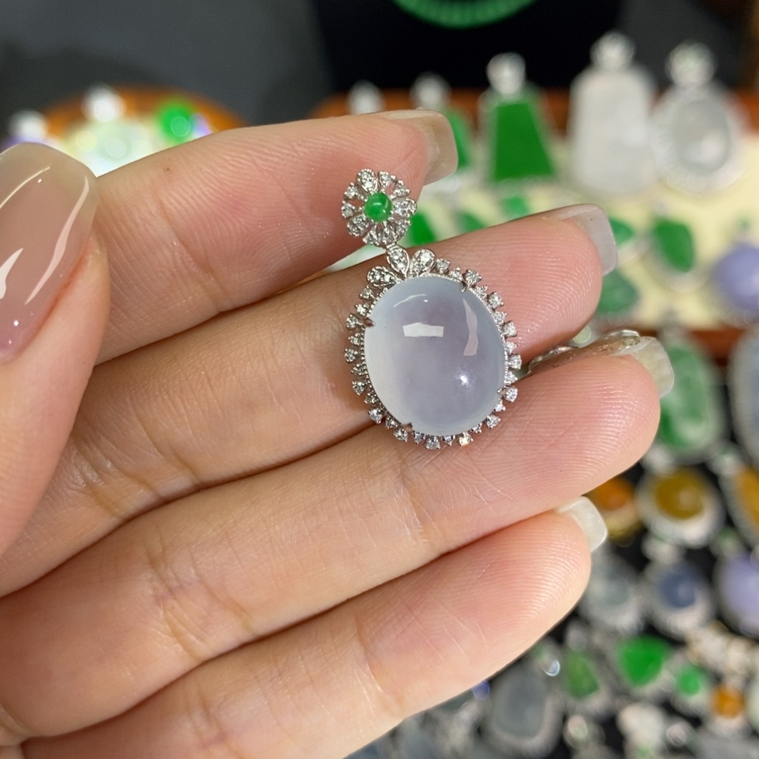 翡翠18K金镶嵌颈饰A货翡翠