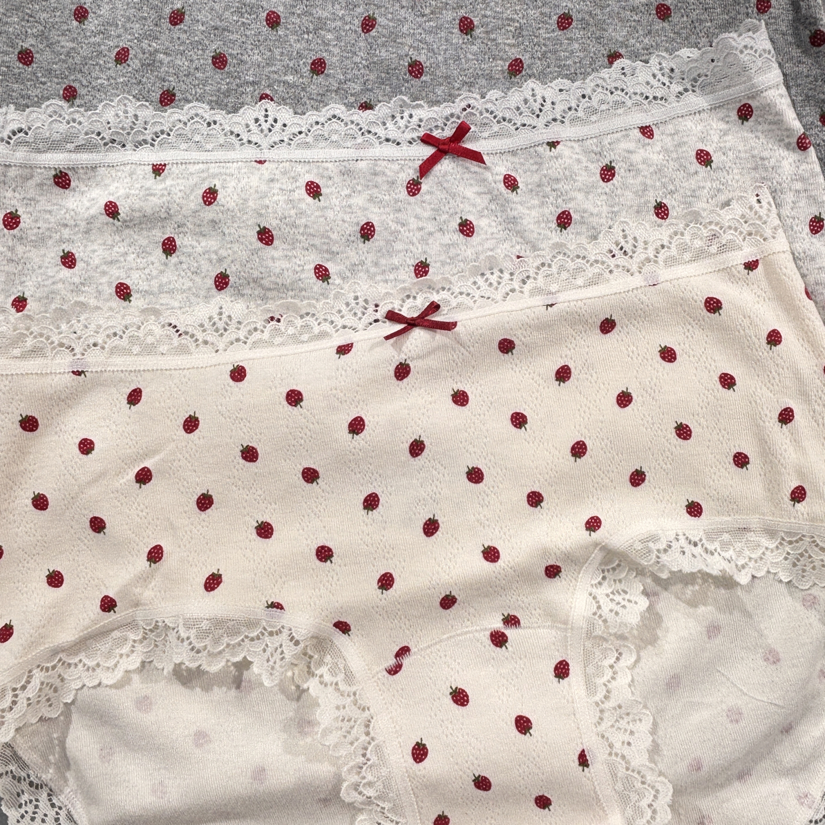 【草莓蝴蝶】中腰棉质女士内裤三角内裤