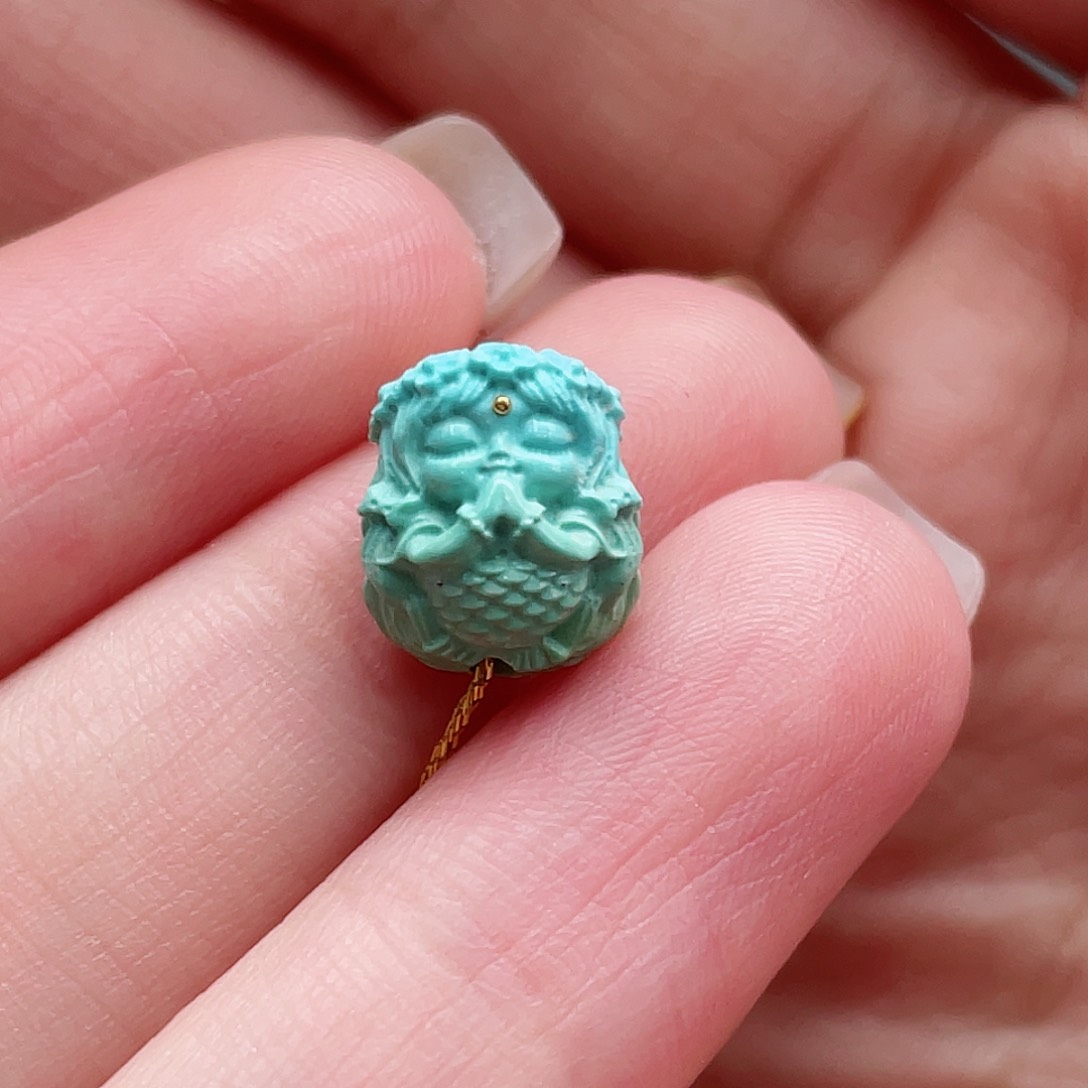 绿松石未镶嵌颈饰