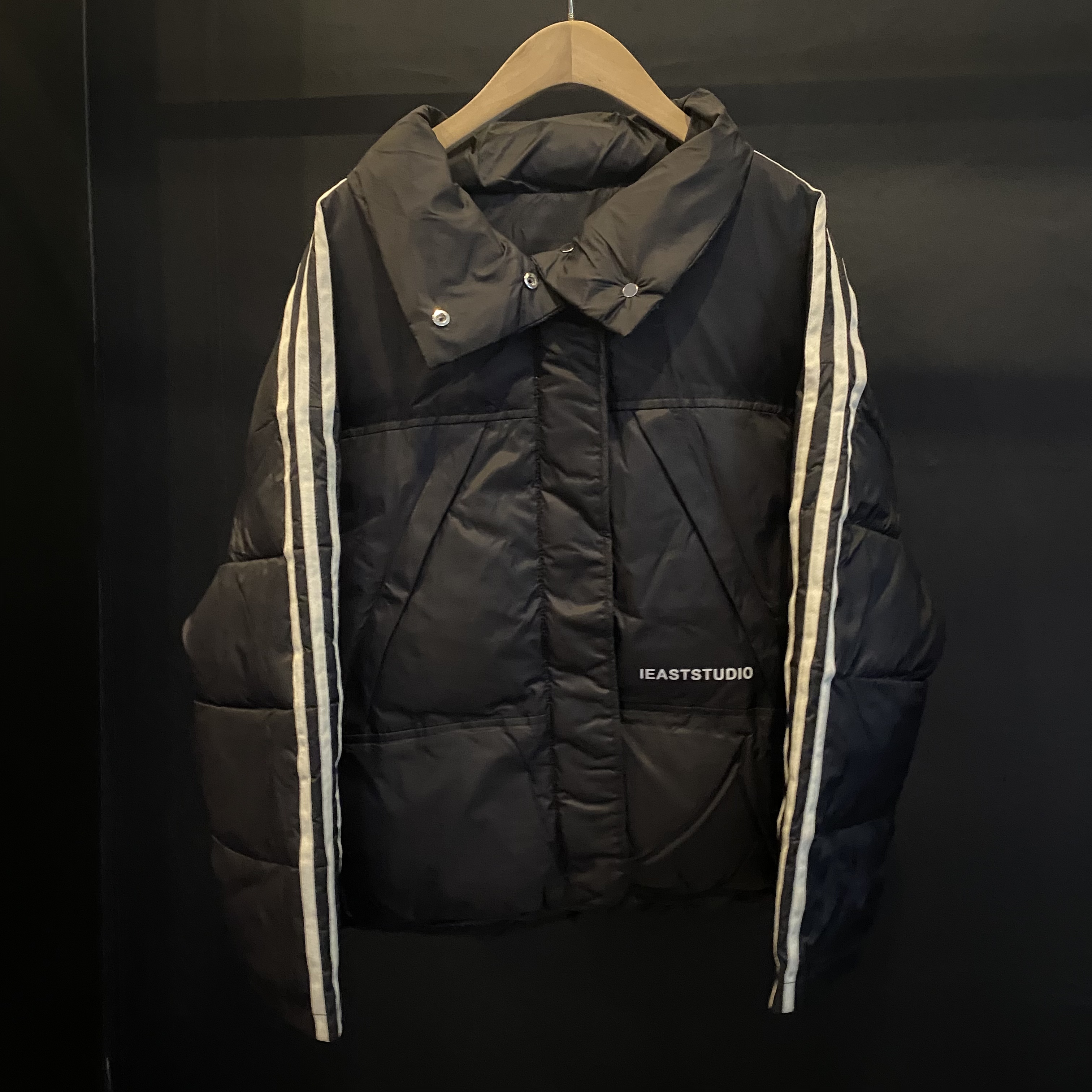 编号【B09】2025冬季新款白鸭绒免洗男女同款格子羽绒服