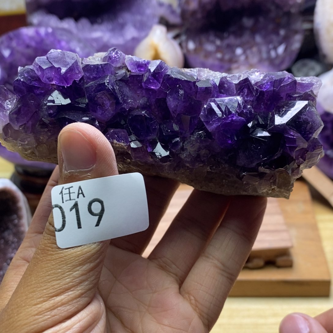 未镶嵌大型摆件（非配饰）水晶
