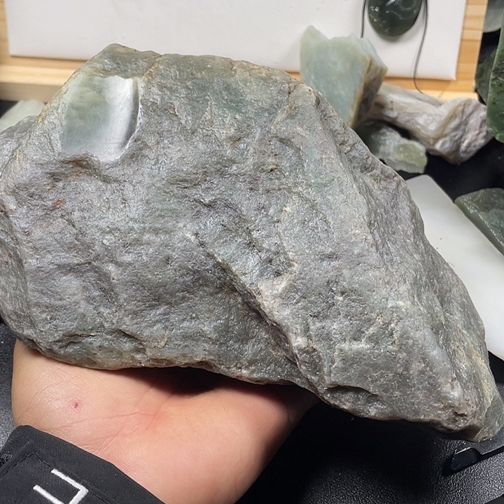 和田玉（糖玉）未镶嵌珠宝半成品