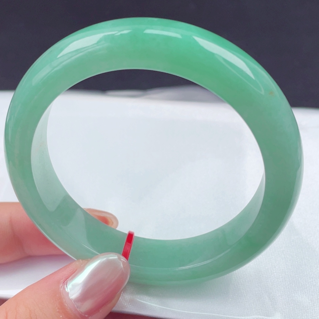 翡翠未镶嵌手镯55圈口