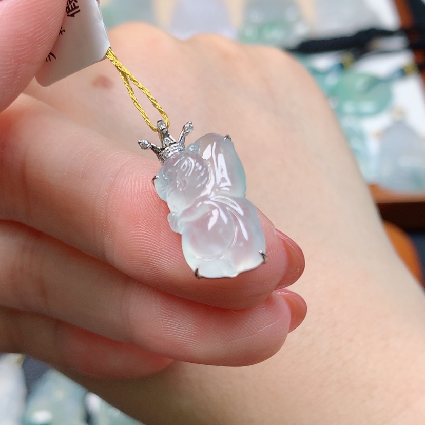 【闪购商品】翡翠18K金镶嵌颈饰小仙子