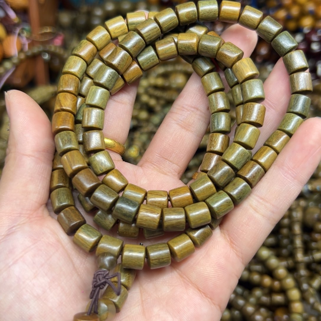 维腊木（绿檀）无事牌